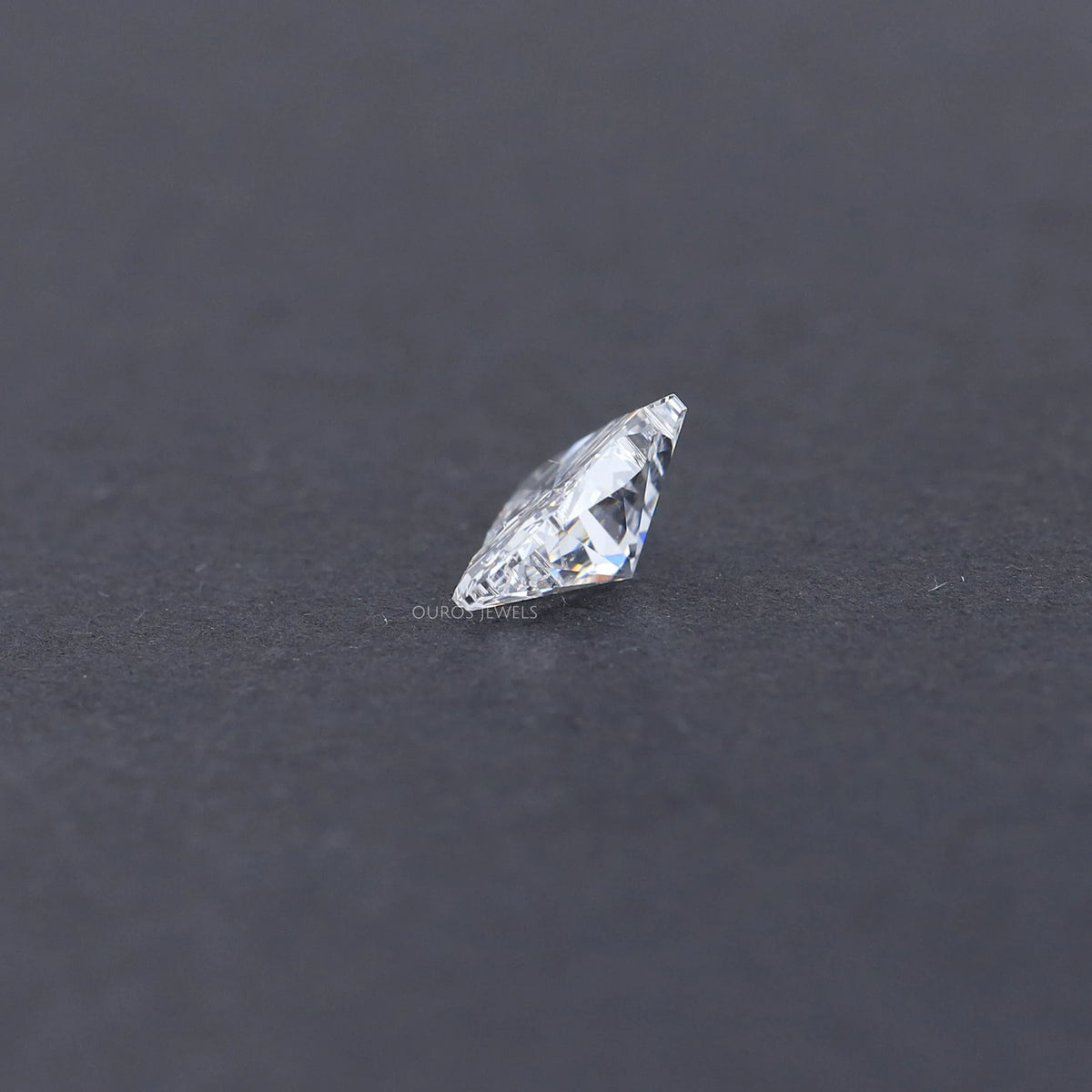 Unique Horse Head Cut Loose Diamond Loose