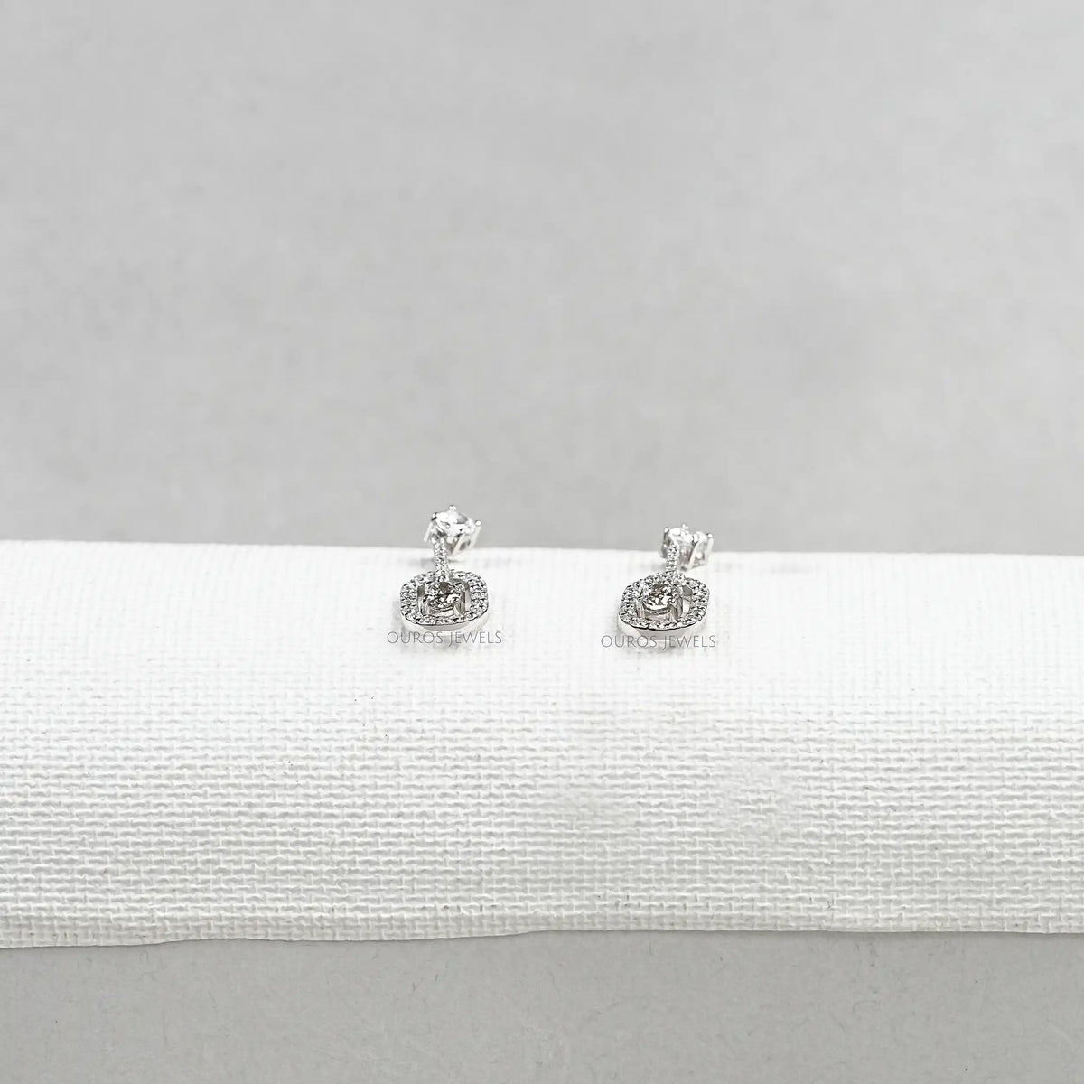 Elegant Oval Drop Earrings With Olive Oval-Cut Diamonds Earrings