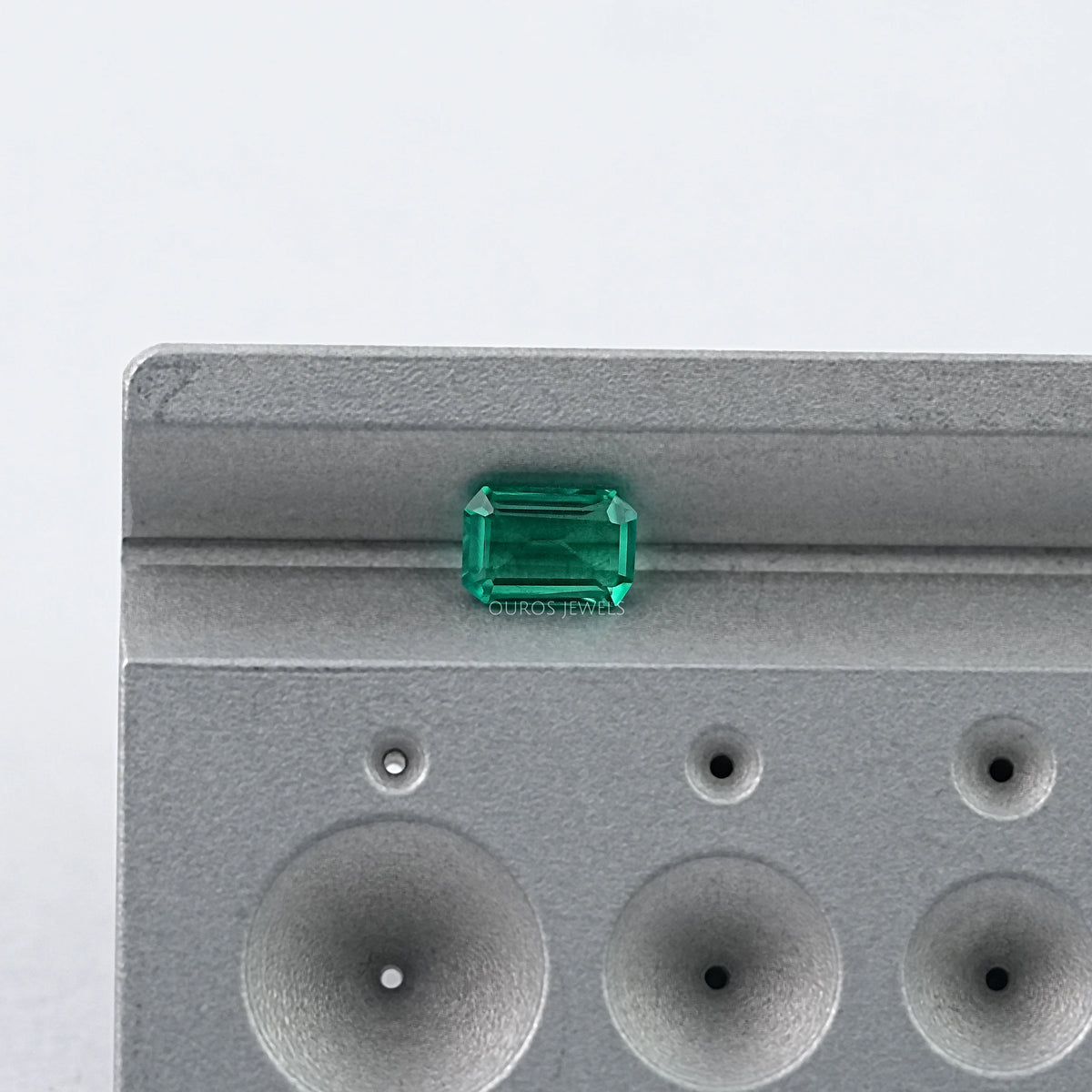 Emerald Cut Colombian Green Gemstone Loose