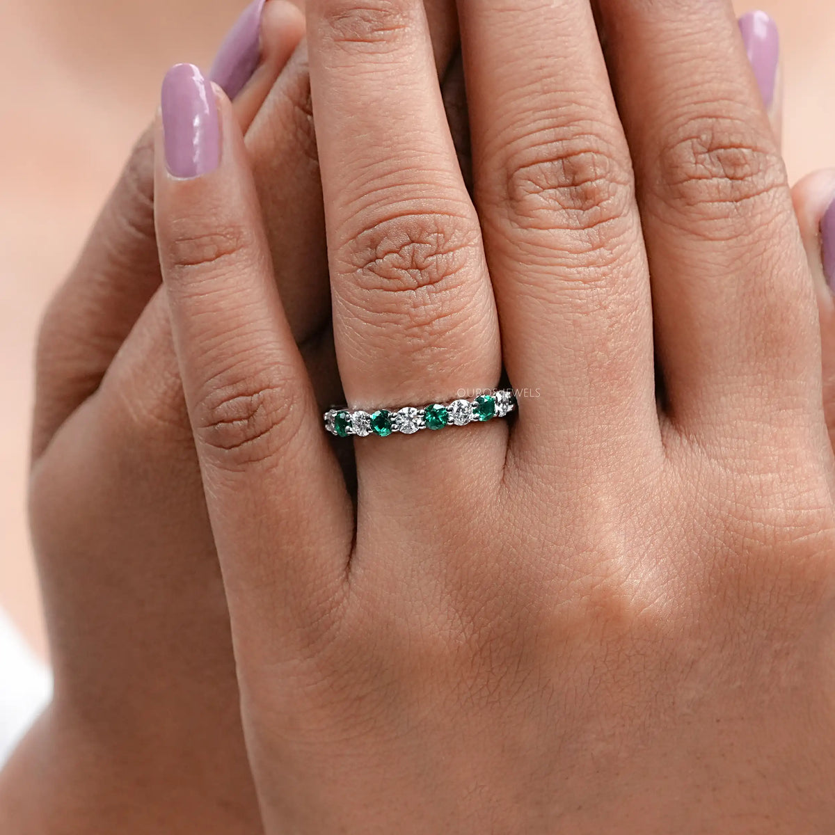 Emerald Gemstone And Round Diamond Wedding Band Rings