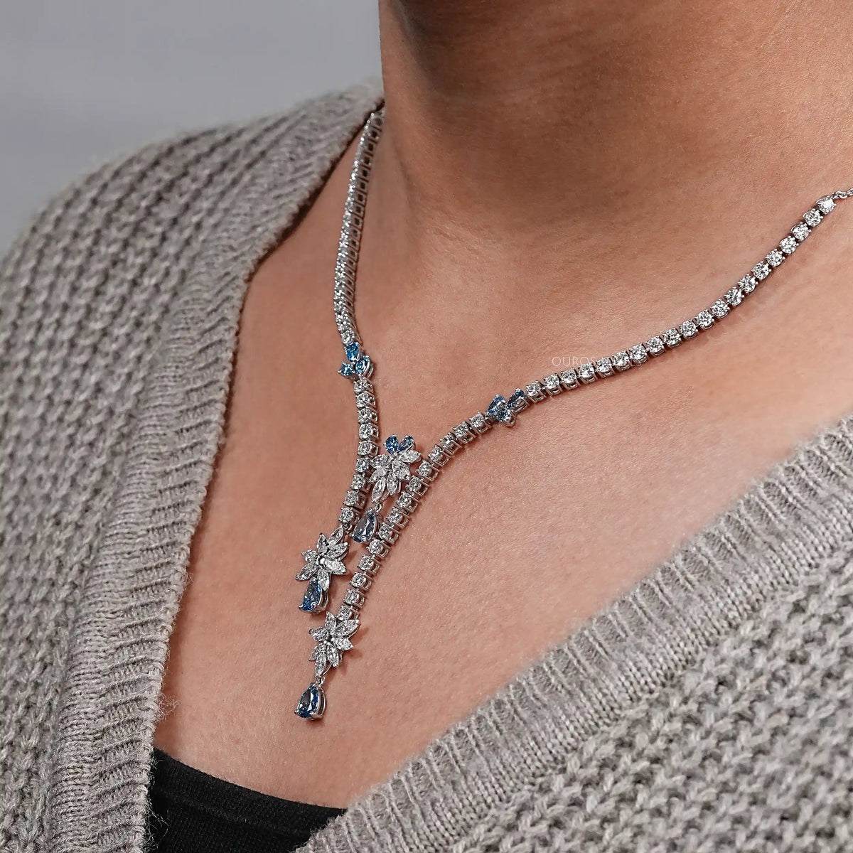 Lab Diamond And Blue Pear Diamond Cluster Necklace Necklaces