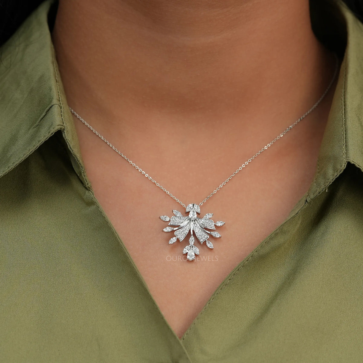 Marquise And Round Cut Cluster Diamond Pendant