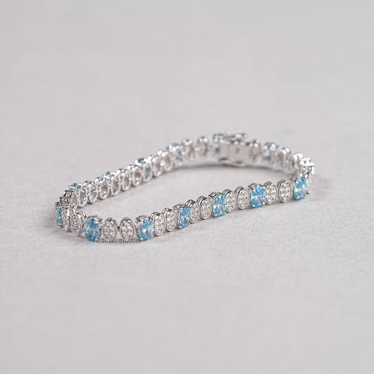 Blue Oval Diamond And Round Diamond Tennis Bracelet Bracelet