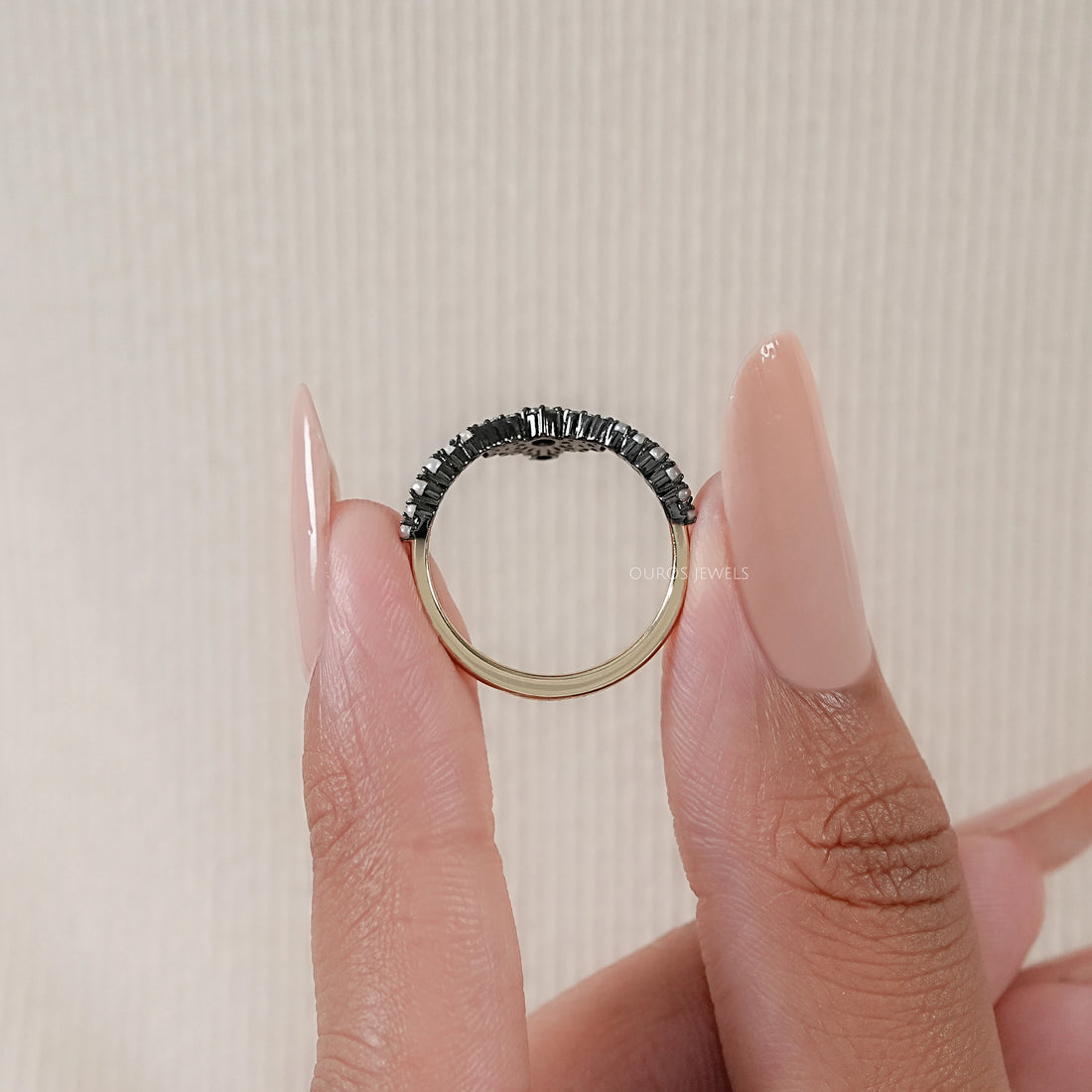 Rose Cut Round Diamond Cluster Curved Ring Ring