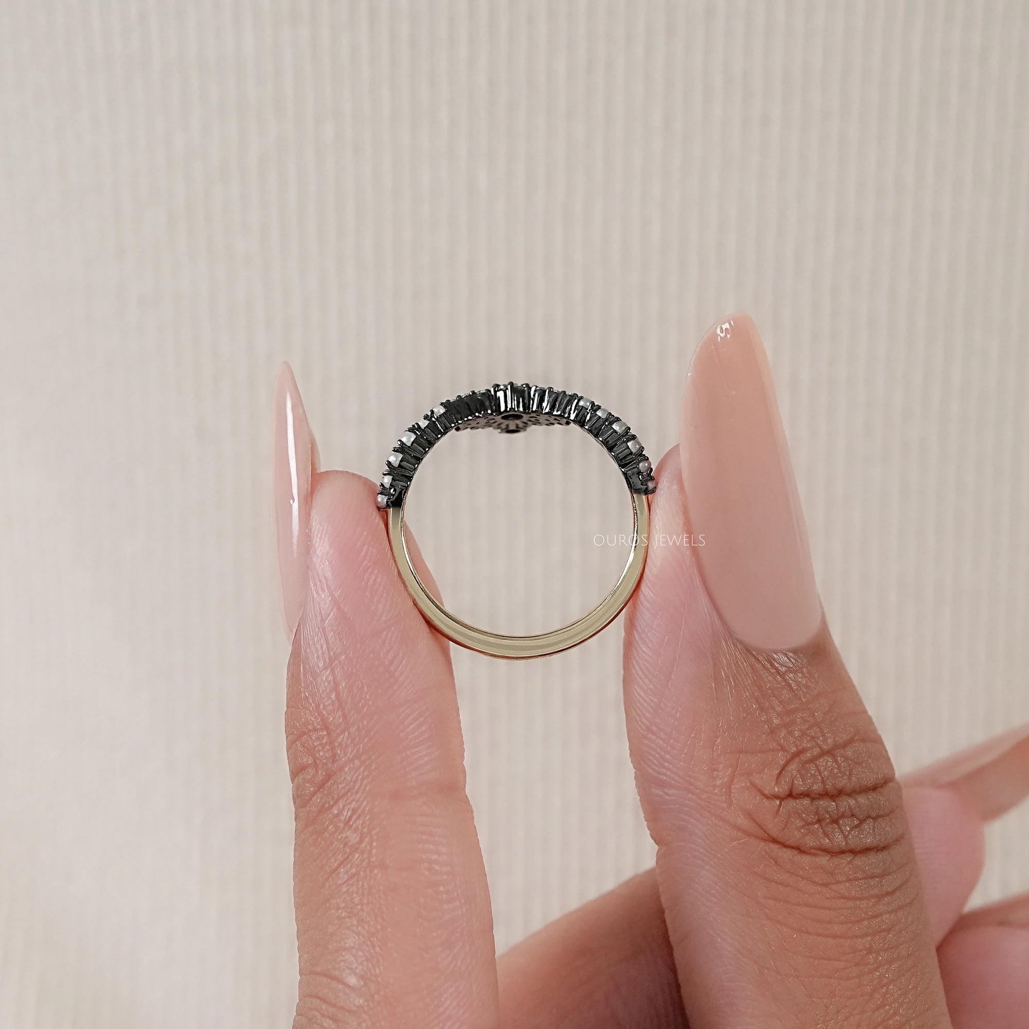 Rose Cut Round Diamond Cluster Curved Ring Ring