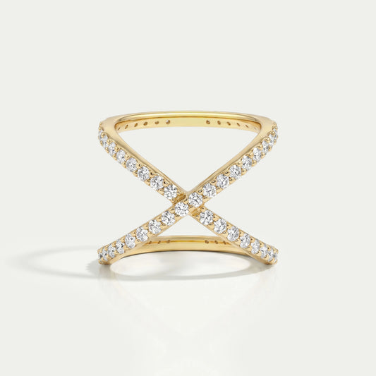 Round Cut Diamond Ring With Criss Cross Cut