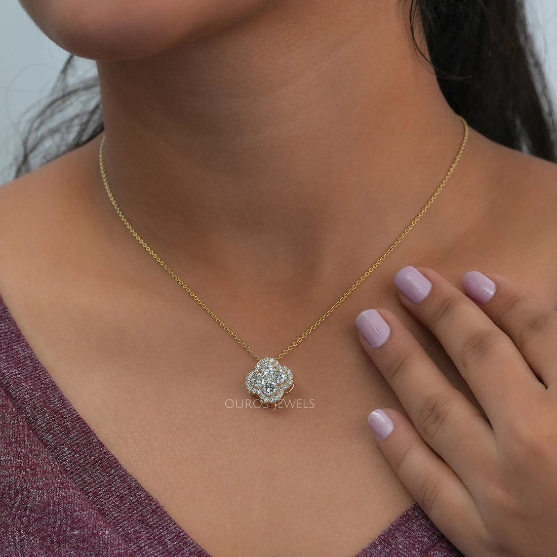 Flower Shape Round Cut Diamond Halo Pendant Necklaces