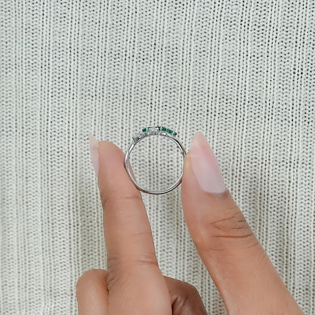 Green Pear Gemstone Cluster Wave Ring