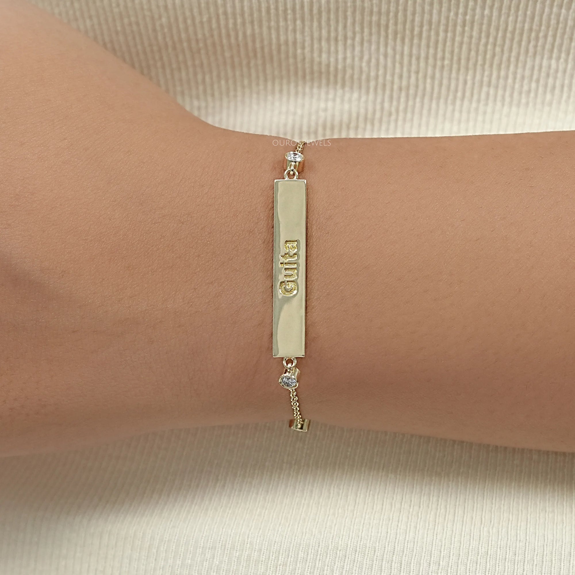 Guita Customize Bar Chain Bracelet Bracelet