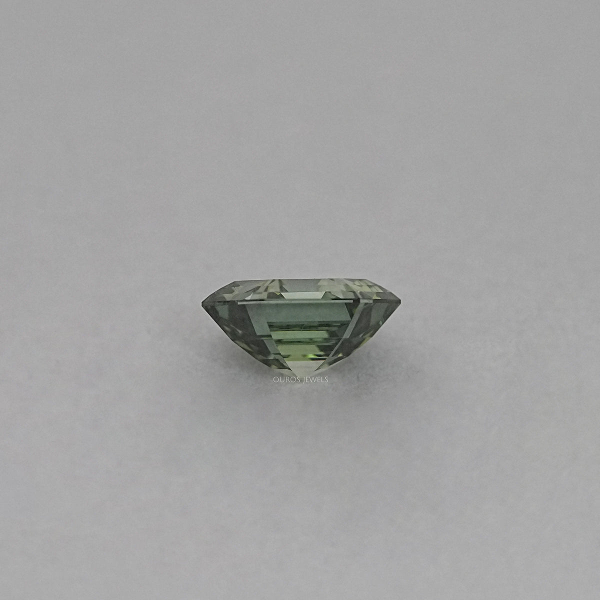 Fancy Vivid Green Step Cut Hexagonal Loose Diamond