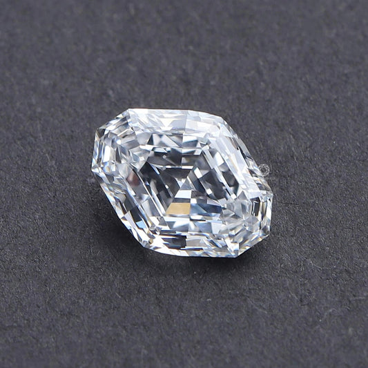 Modified Lozenge Step Cut Loose Diamond
