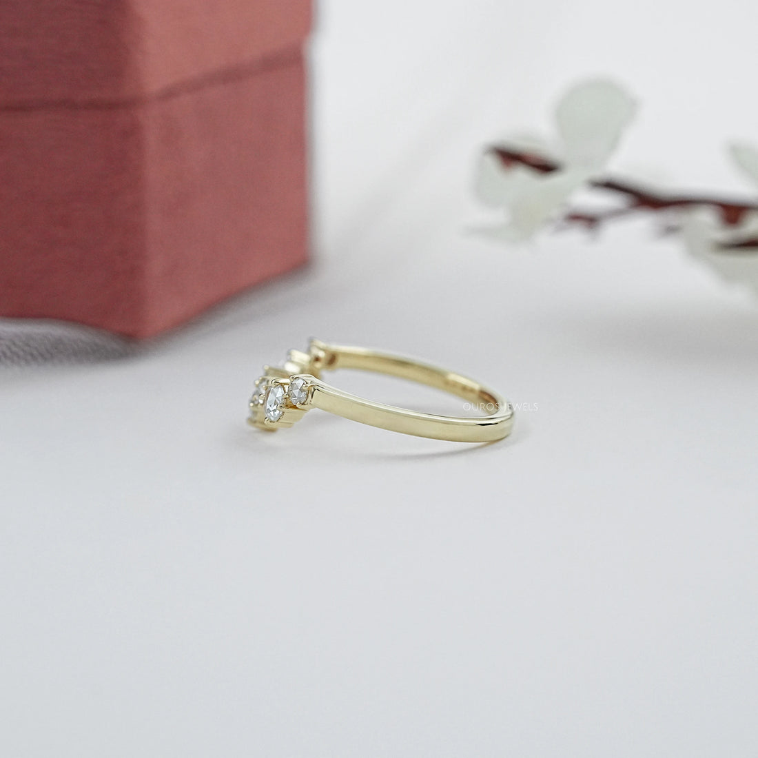Rose Cut Round Diamond Curved Engagement Ring Ring