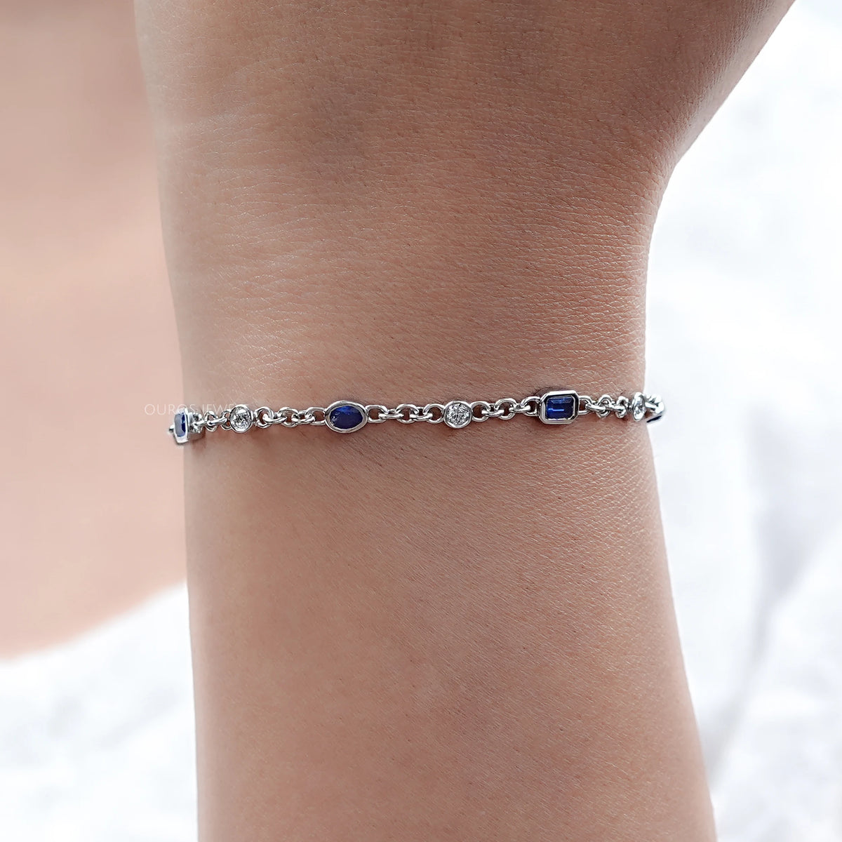 Sapphire Emerald And Oval Gemstone Bezel Set Chain Bracelet