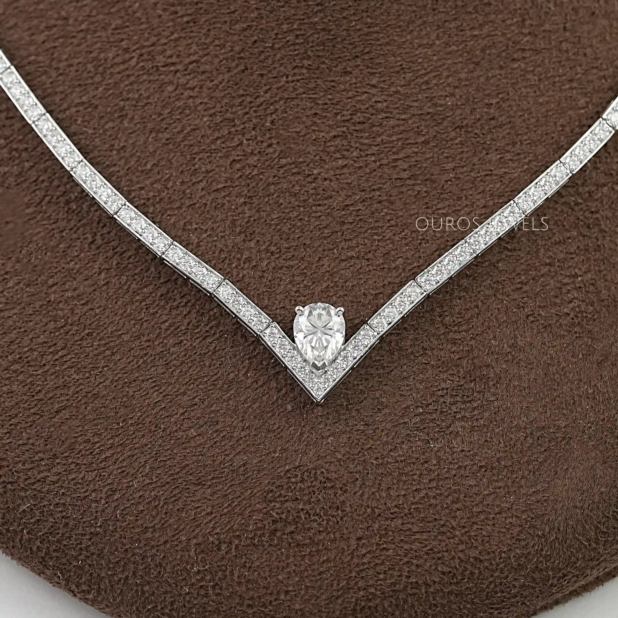 Heart And Round Cut Diamond Tennis Necklace