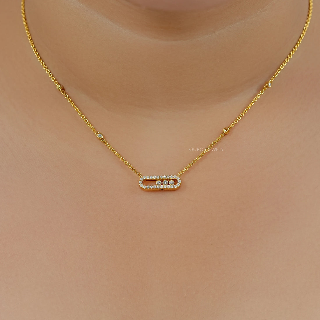 Movable Lab Diamond Paperclip Pendant Necklaces