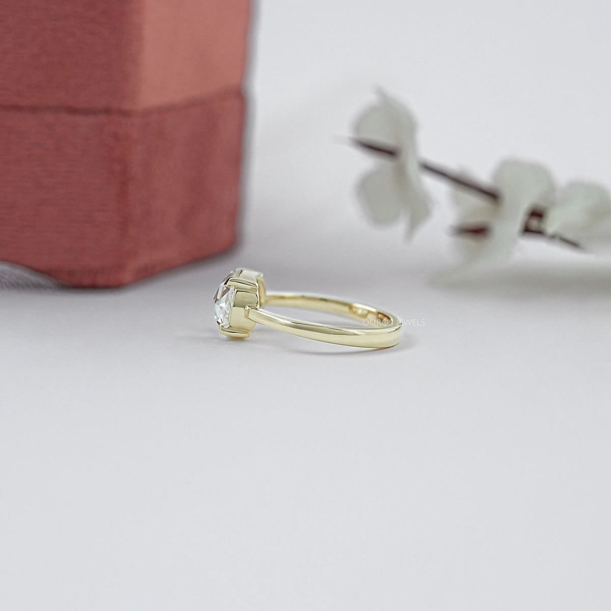 East West Rose Cut Oval Diamond Solitaire Ring Ring