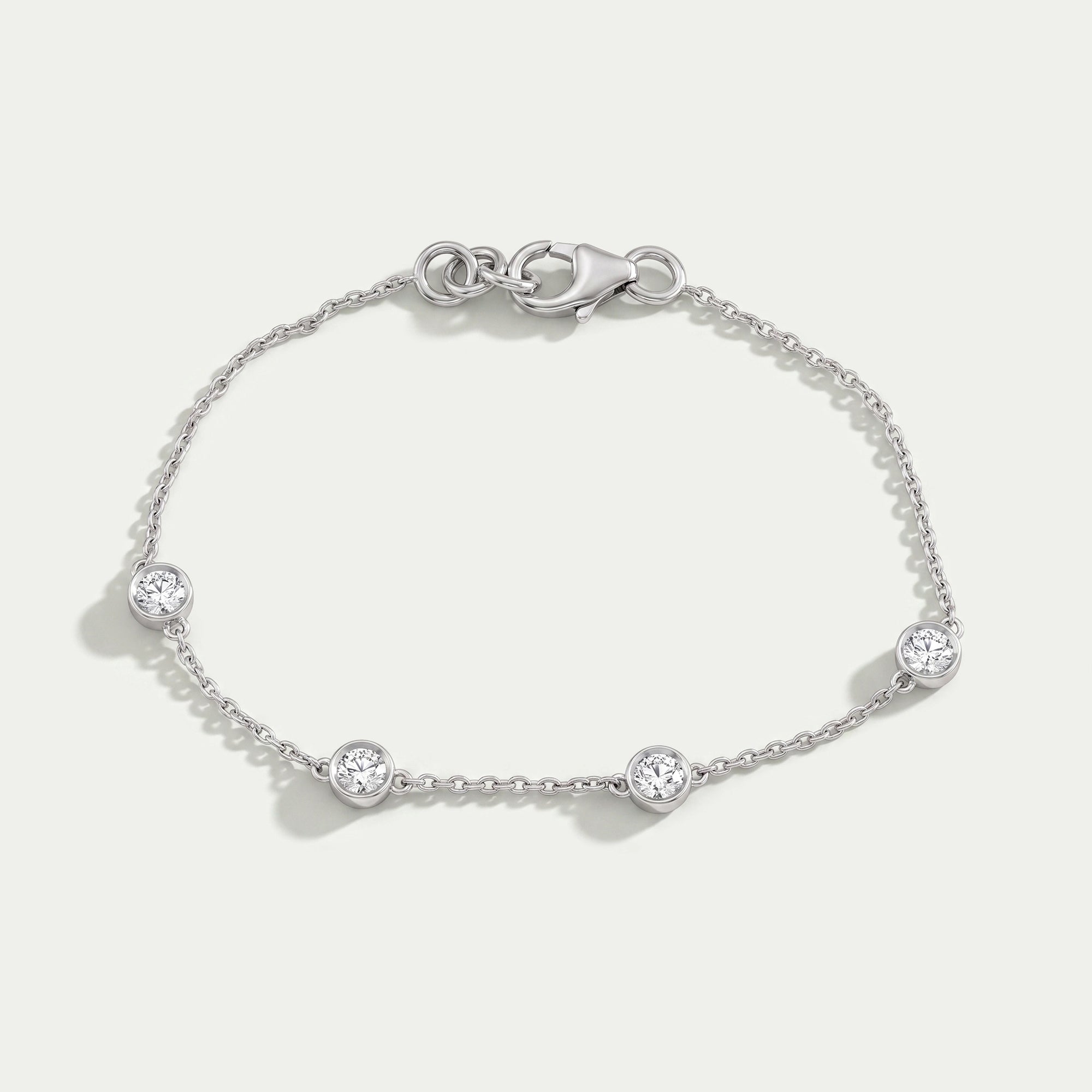 Round Diamond Bezel Set Chain Bracelet Bracelet