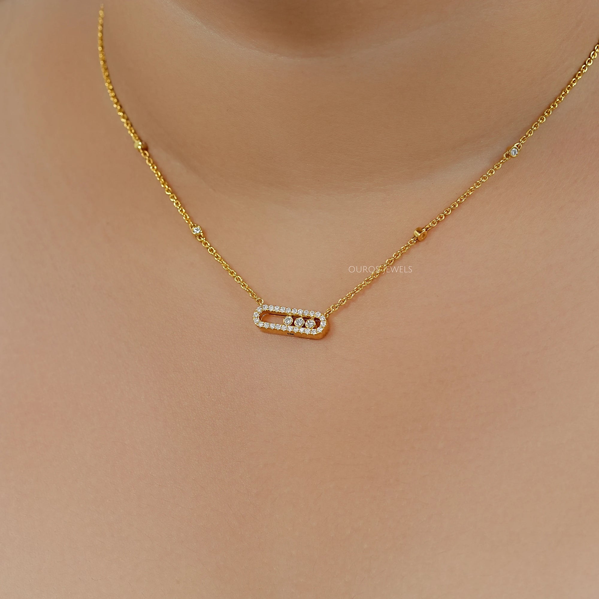 Movable Lab Diamond Paperclip Pendant Necklaces