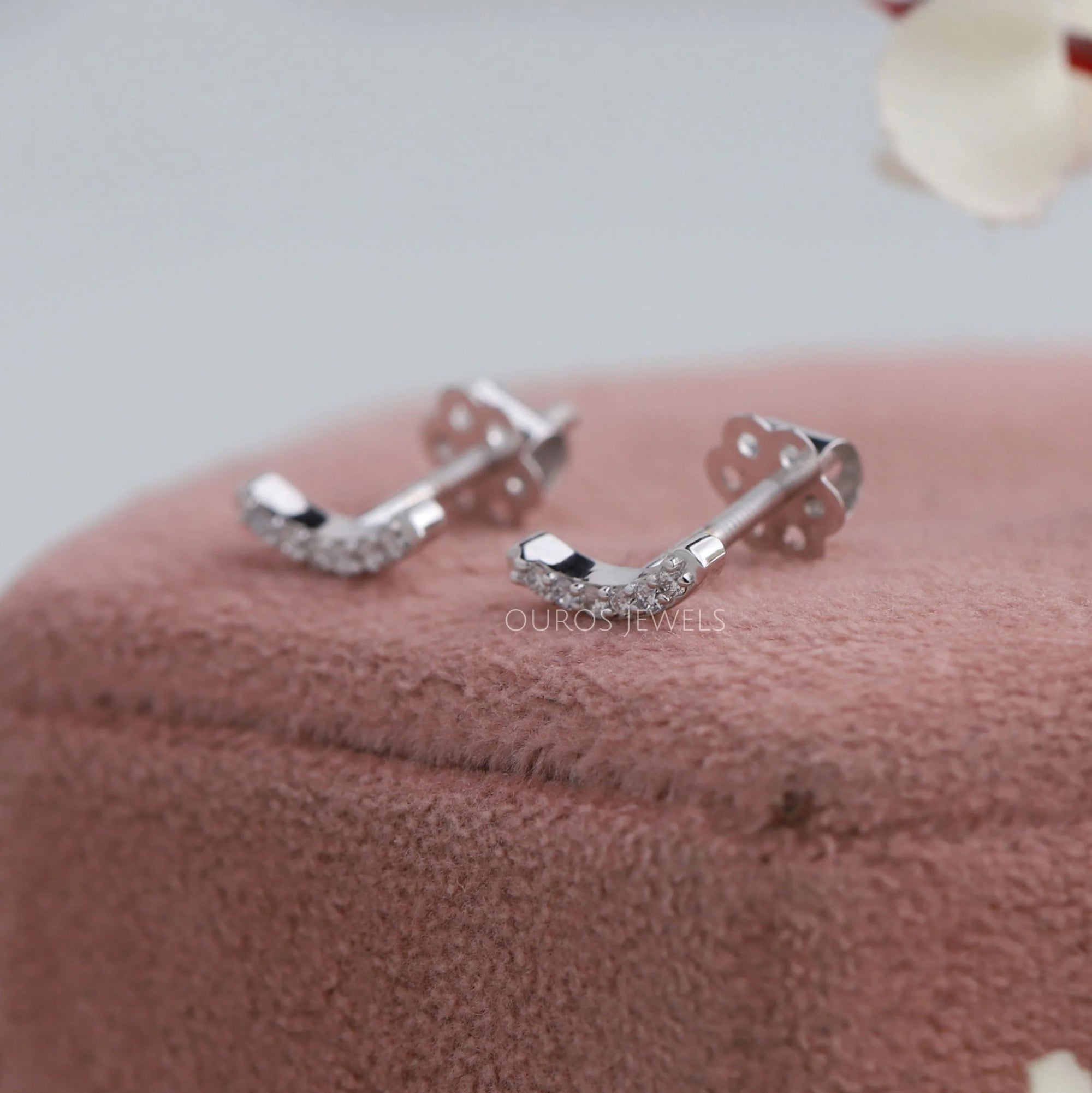 Round Curved Bar Minimalist Earrings Earring