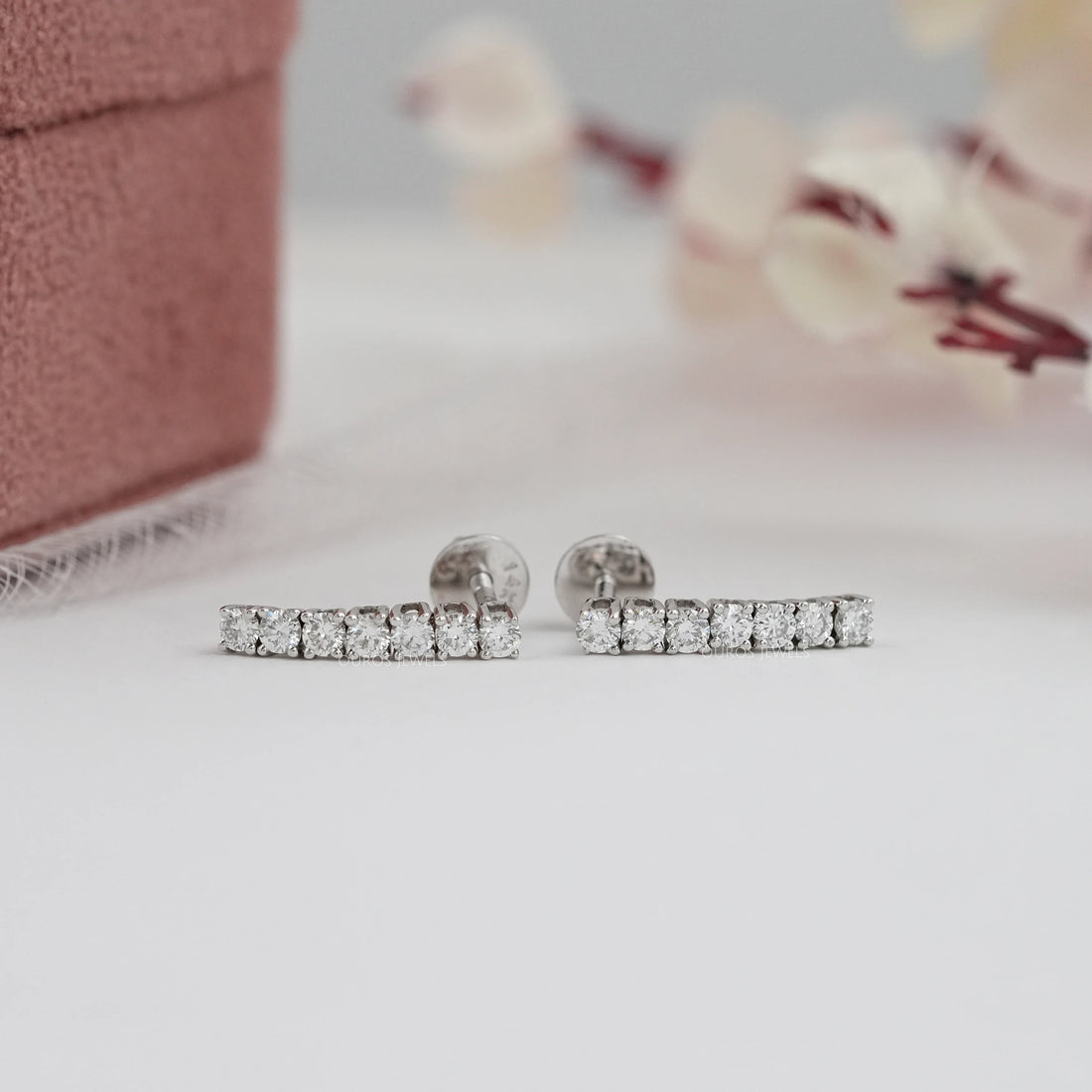 Round Lab Diamond Linear Drop Earring Earring