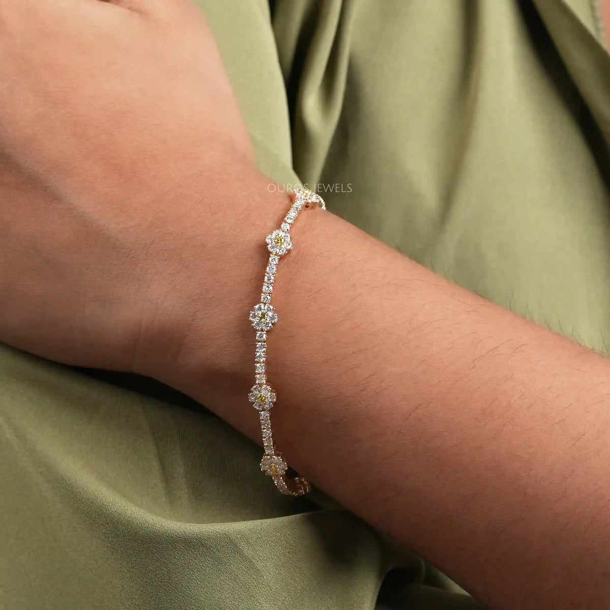 Round Cut Lab Grown Diamond Daisy Flower Bracelet