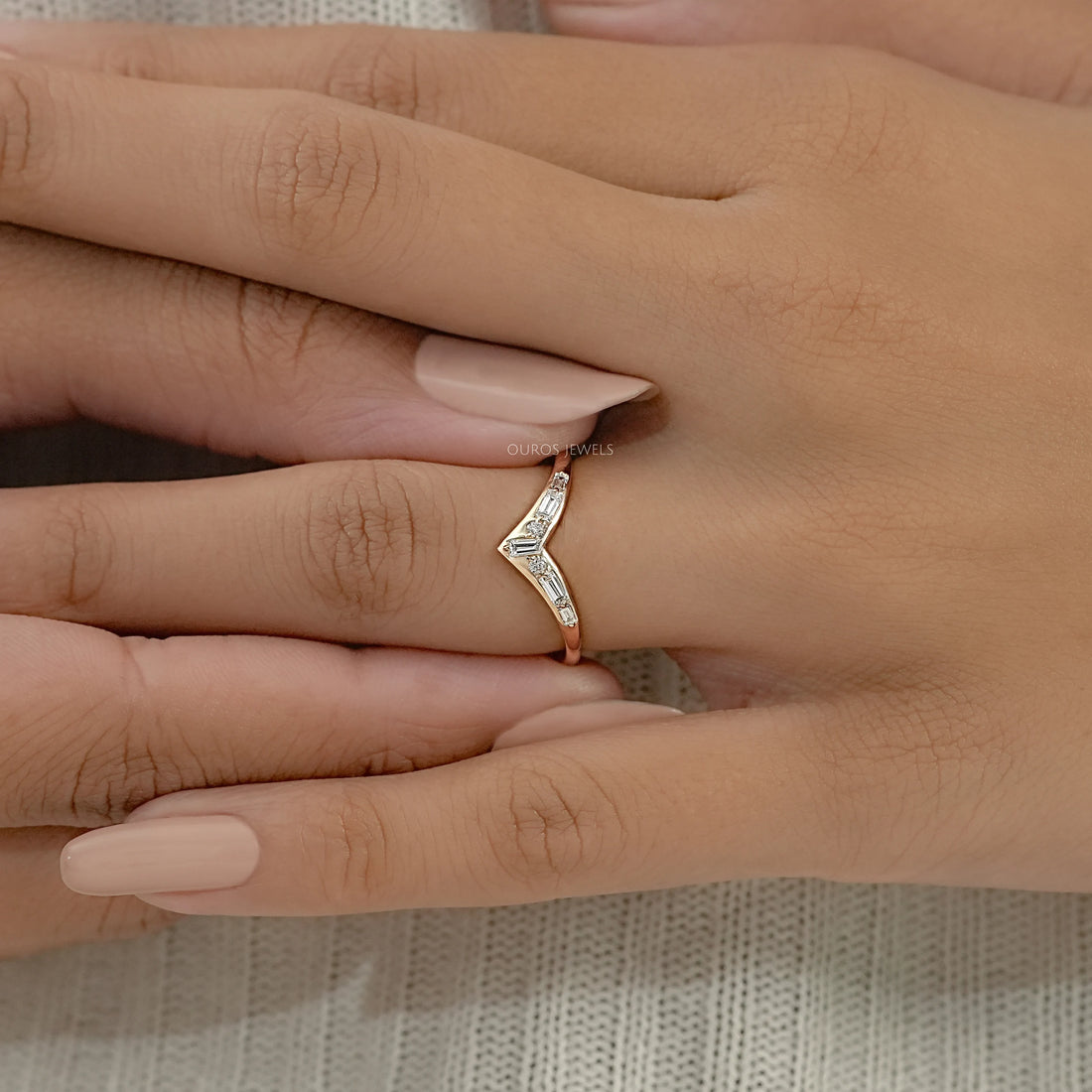 Tappered Baguette And Round Diamond Curved Band Ring