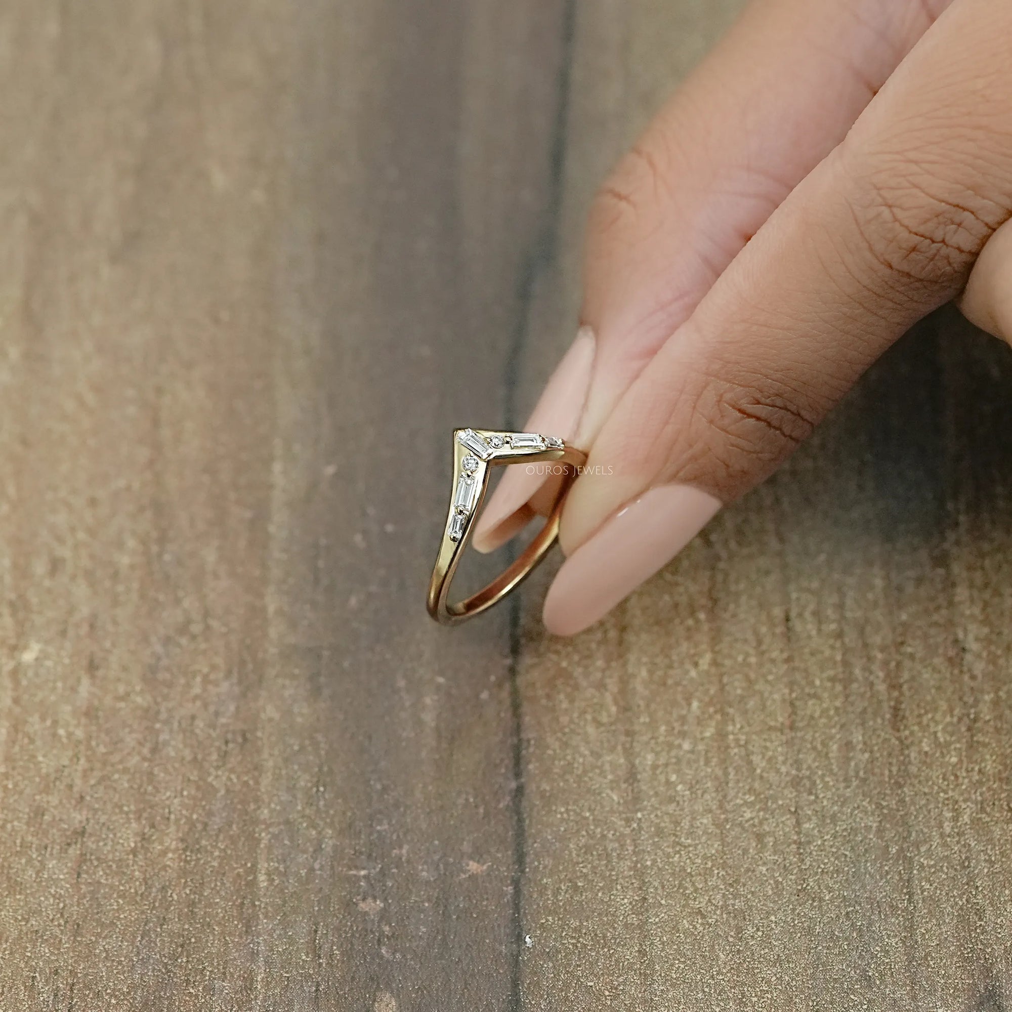 Tappered Baguette And Round Diamond Curved Band Ring