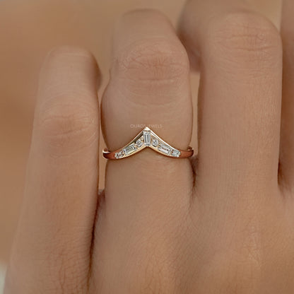 Tappered Baguette And Round Diamond Curved Band Ring