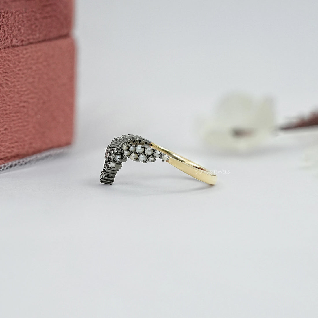 Rose Cut Round Diamond Cluster Curved Ring Ring