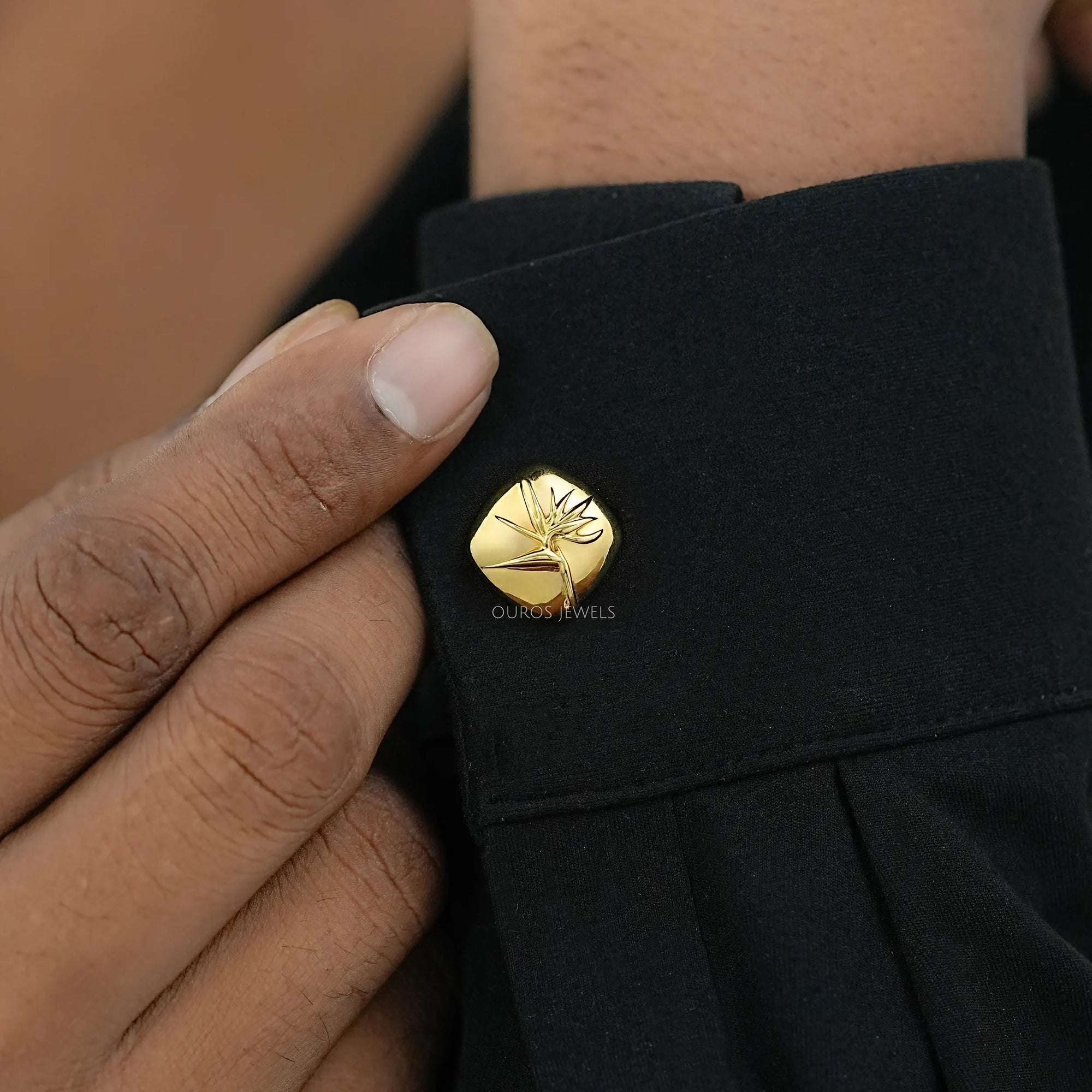 Yellow Gold Cufflink For Men's