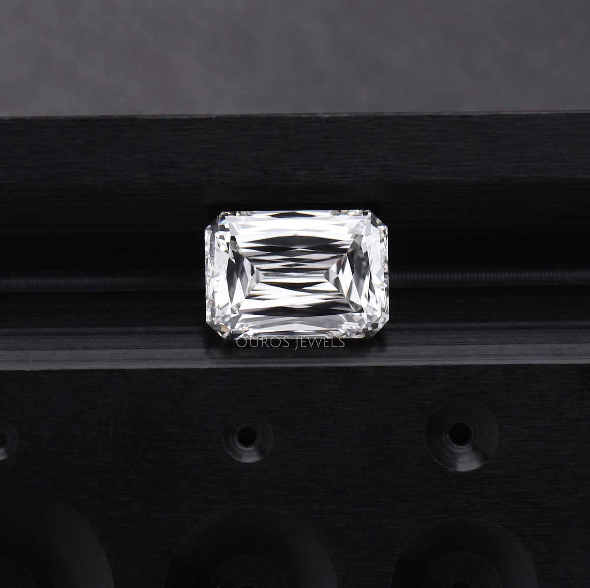 Criss Cut Antique Lab-Grown Diamond