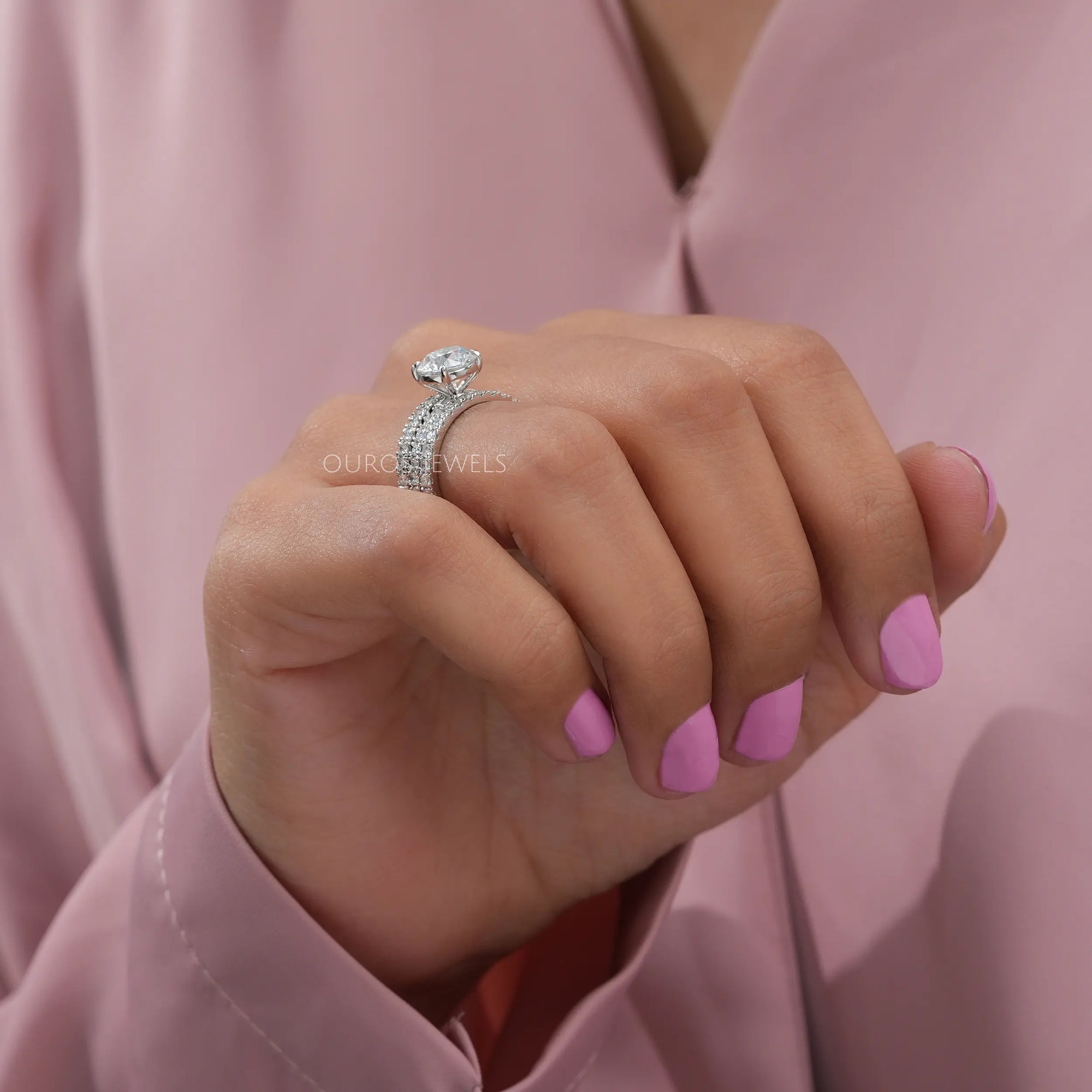 Round Cut Solitaire Accent Diamond Bridal Ring Set Rings